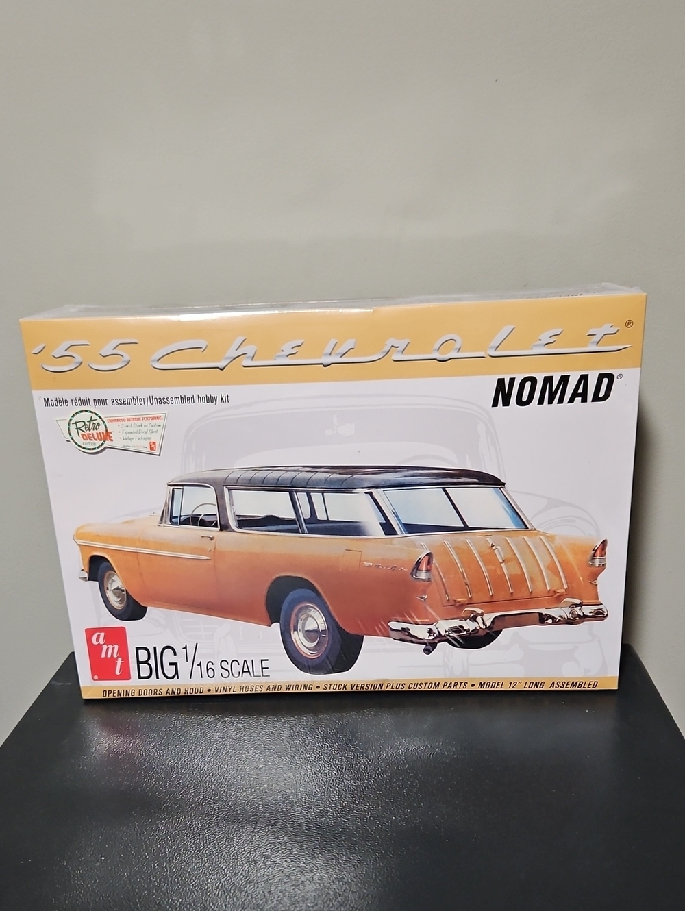 '55 Chevrolet Nomad 1/16 Scale Plastic Model Kit By Amt